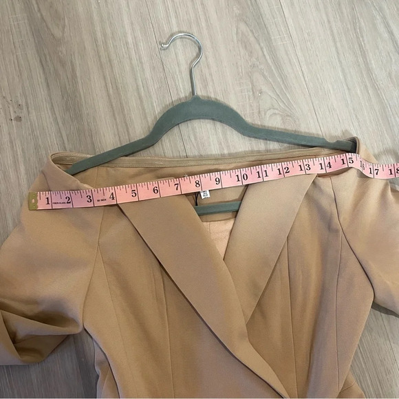 Asilio Tan Off-Shoulder Blazer - Picture 11 of 16